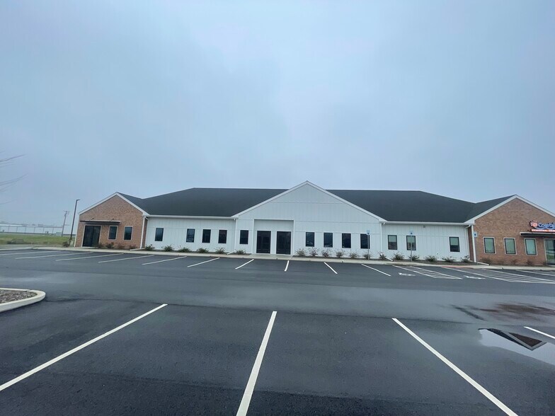 Fallon Ave & Jet Dr, Seaford, DE à louer - Photo du bâtiment - Image 2 de 4