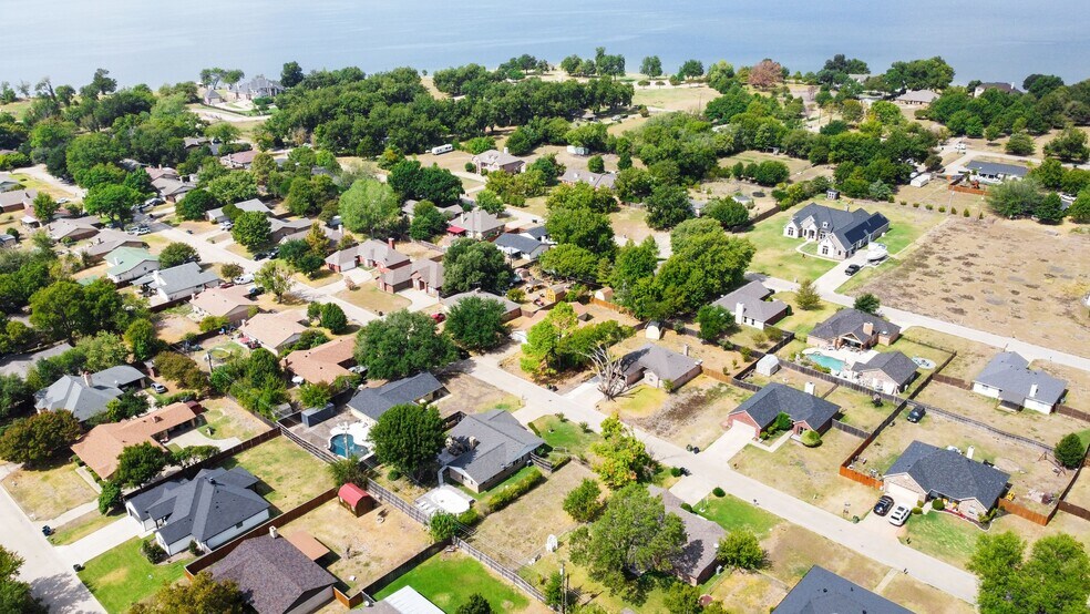 110 Gregory Dr, Heath, TX for sale - Primary Photo - Image 1 of 36