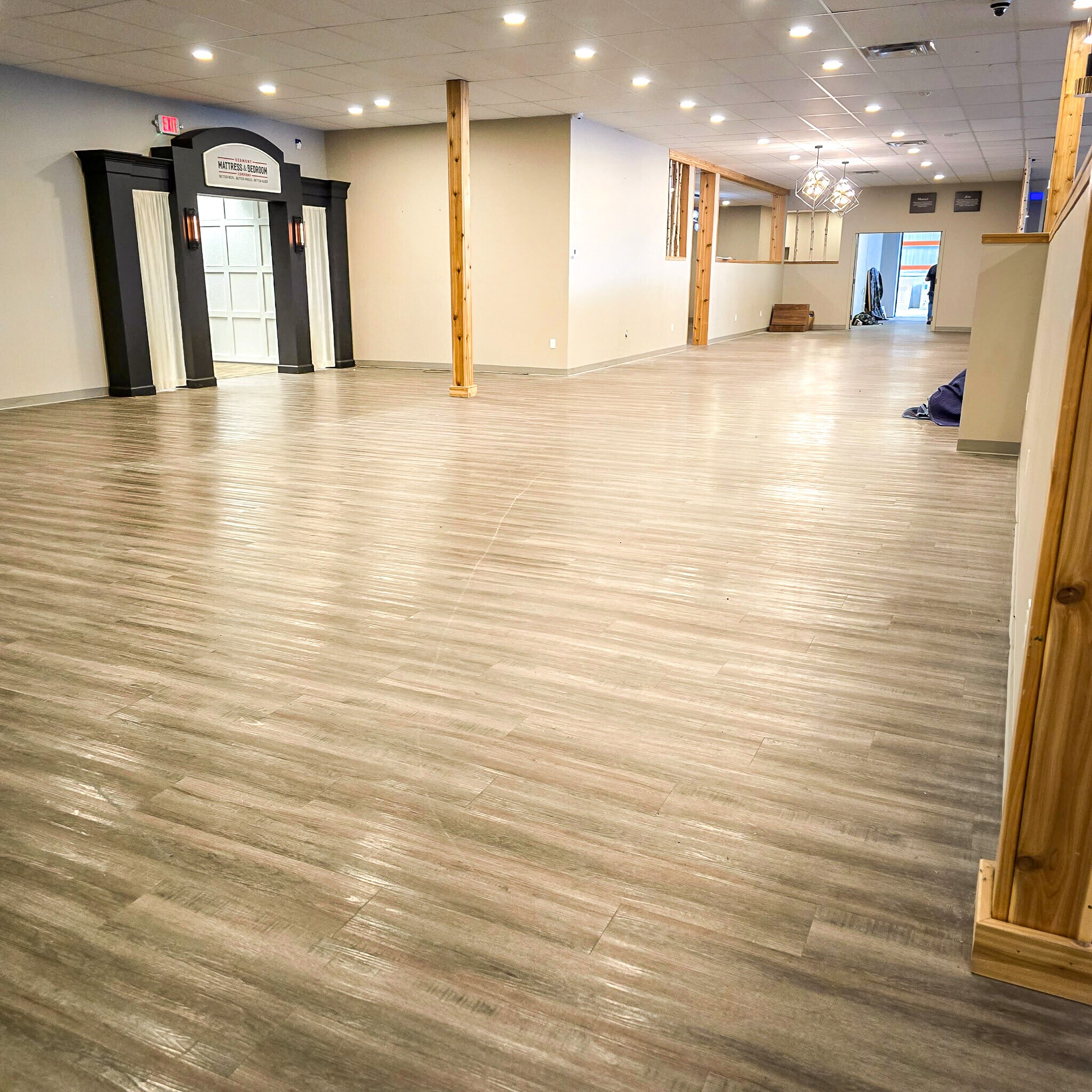 1717 Williston Rd, South Burlington, VT for lease Interior Photo- Image 1 of 5