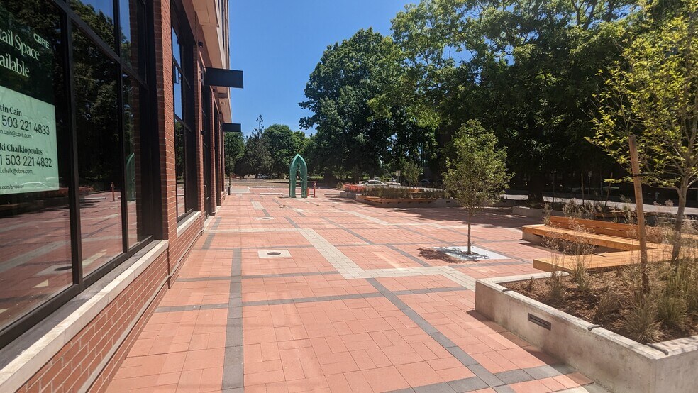 1119 C St, Vancouver, WA à louer - Photo du bâtiment - Image 2 de 4