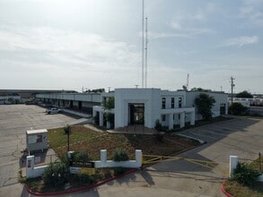14103 Transportation Ave, Laredo, TX for lease Interior Photo- Image 2 of 23