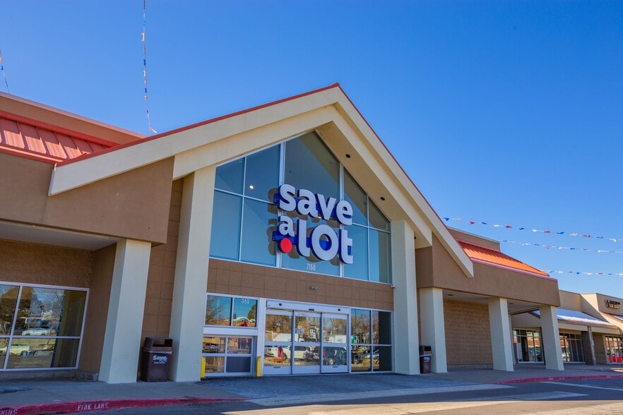 7150 Leetsdale Dr, Denver, CO for lease - Building Photo - Image 3 of 15