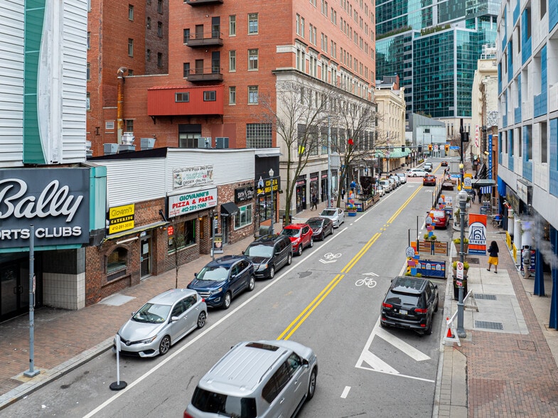 123 6th St, Pittsburgh, PA à vendre - Photo du bâtiment - Image 2 de 3