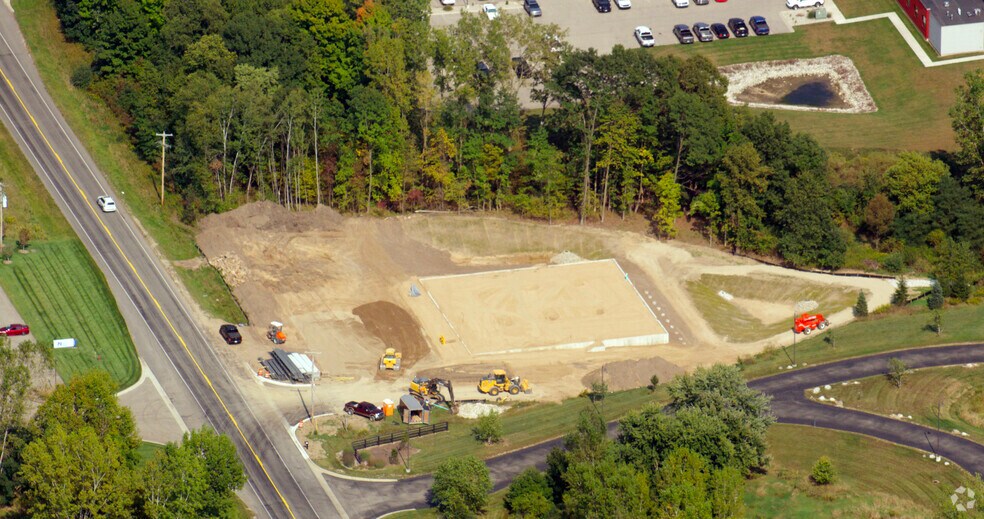 7740 Childsdale Ave NE, Rockford, MI à louer - Photo principale - Image 2 de 7