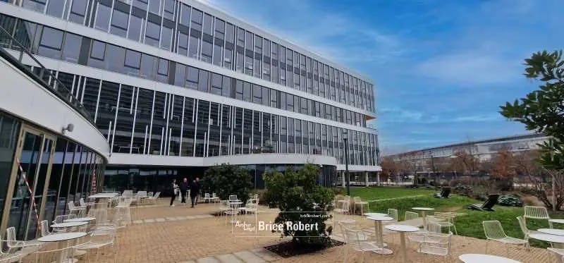 Bureau dans Lyon à louer - Photo du bâtiment - Image 2 de 15