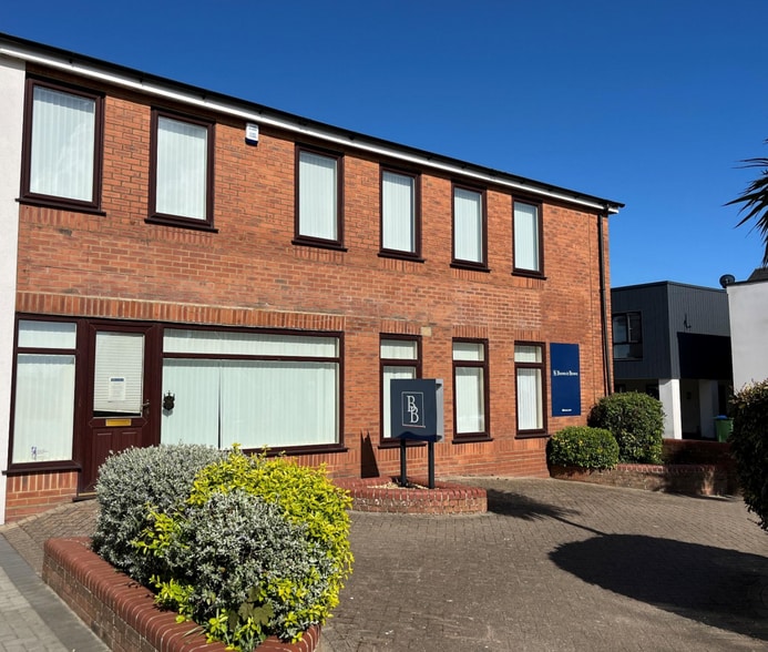 44-48 Botley Rd, Park Gate for lease - Primary Photo - Image 1 of 1