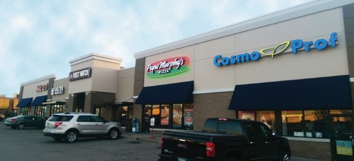 2540 S Iowa St, Lawrence, KS à louer - Photo du bâtiment - Image 2 de 5