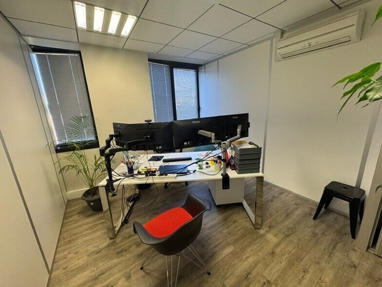 Office in Saint-Didier-au-Mont-d'Or for lease - Interior Photo - Image 3 of 9