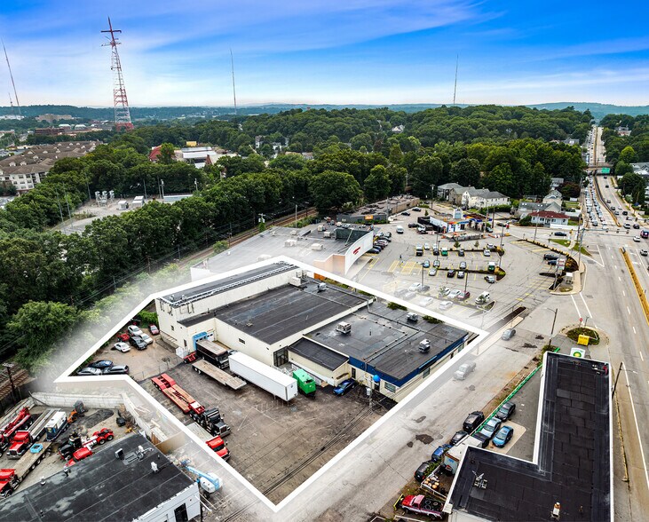 56 Ramsdell St, Newton, MA à louer - Photo du bâtiment - Image 2 de 17