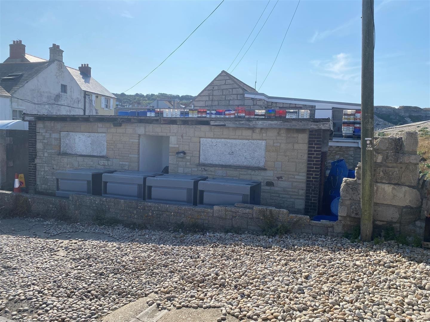 17 Pebble Lane, Portland for sale Primary Photo- Image 1 of 6