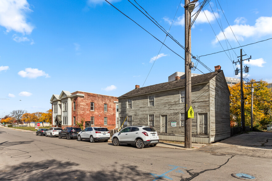 The Corktown Collection portfolio of 3 properties for sale on LoopNet.ca - Building Photo - Image 3 of 30