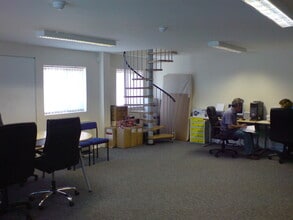 Wises Ln, Borden for lease Interior Photo- Image 2 of 2