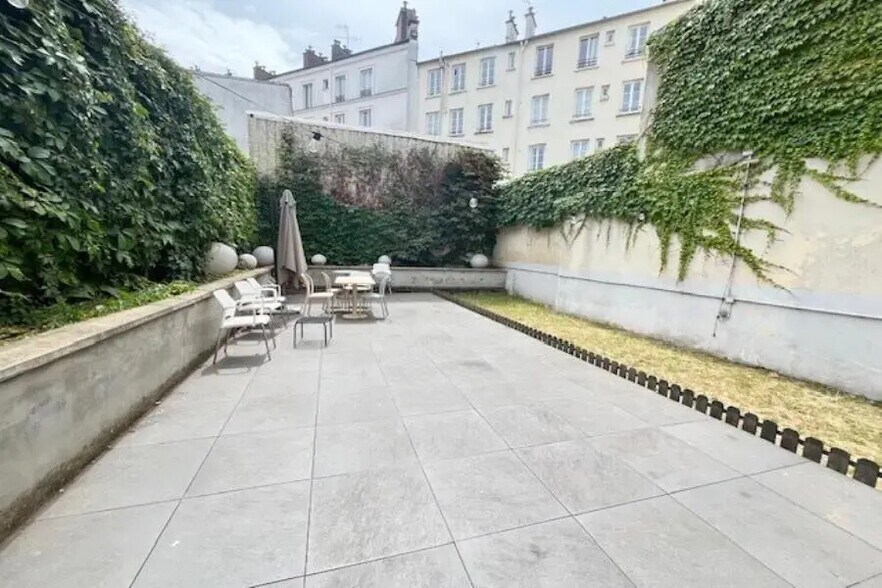 Office in Boulogne-Billancourt for lease - Building Photo - Image 1 of 2