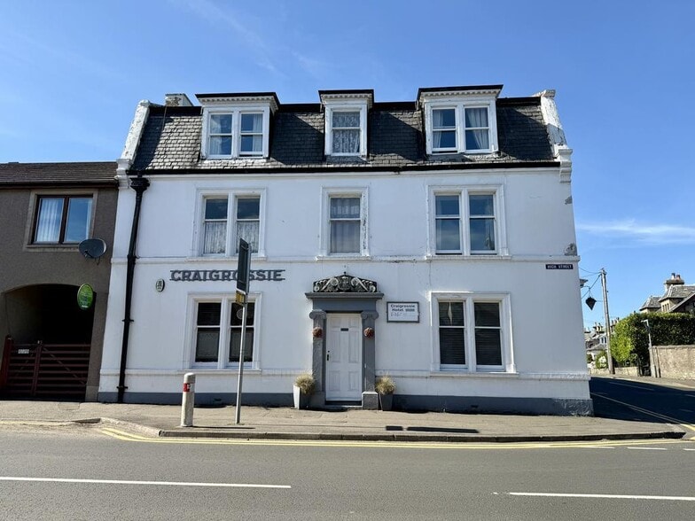 1 High St, Auchterarder à vendre - Photo du bâtiment - Image 1 de 13
