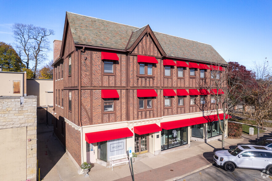 715-725 Elm St, Winnetka, IL for lease - Primary Photo - Image 1 of 5