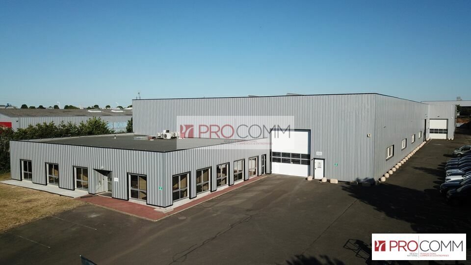 Flex in Fontenay-sur-Eure for sale Building Photo- Image 1 of 13