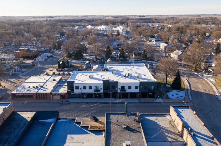 116-118 W Main St, Madelia, MN à louer - Photo du bâtiment - Image 3 de 27