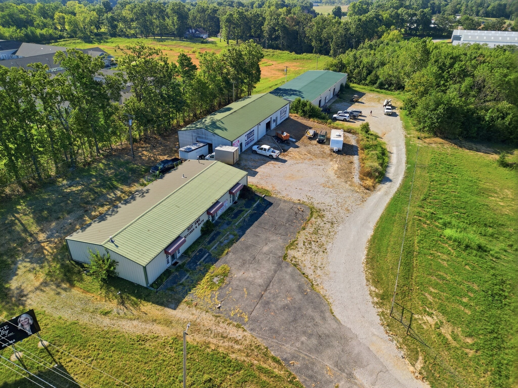 1400 S Valley Rd, West Plains, MO for sale Primary Photo- Image 1 of 48