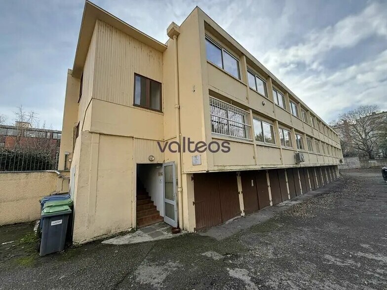 55 Grande-Rue Saint Michel, Toulouse à louer - Photo du bâtiment - Image 3 de 8