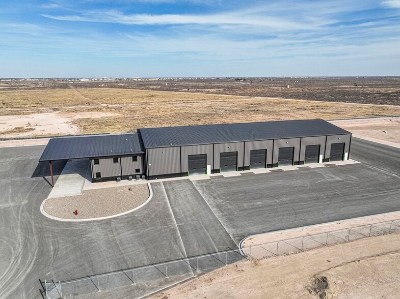 5261 W Murphy St, Odessa, TX à vendre - Photo du bâtiment - Image 3 de 79