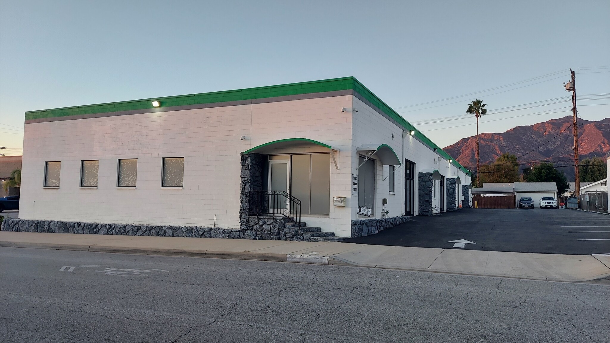 231-237 W Chestnut Ave, Monrovia, CA for sale Building Photo- Image 1 of 6