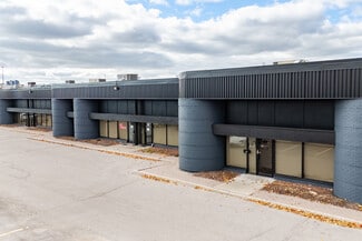 Plus de détails pour 445 Milner Ave, Toronto, ON - Industriel à vendre