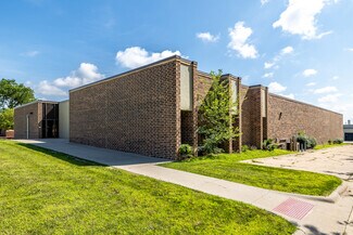 Plus de détails pour 3127 SW 61st St, Des Moines, IA - Industriel à louer