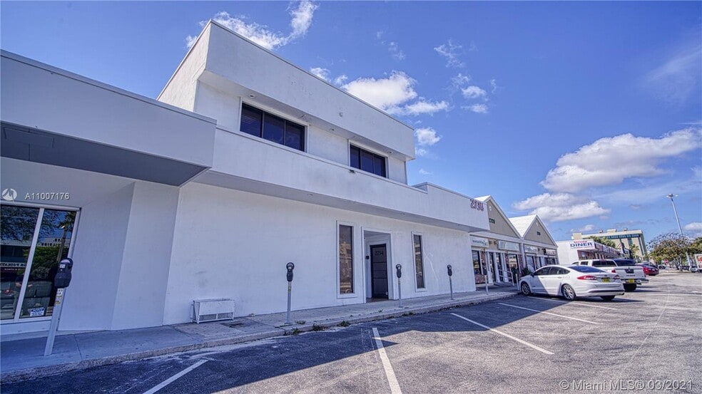 2734 E Oakland Park Blvd, Fort Lauderdale, FL for sale - Building Photo - Image 2 of 17