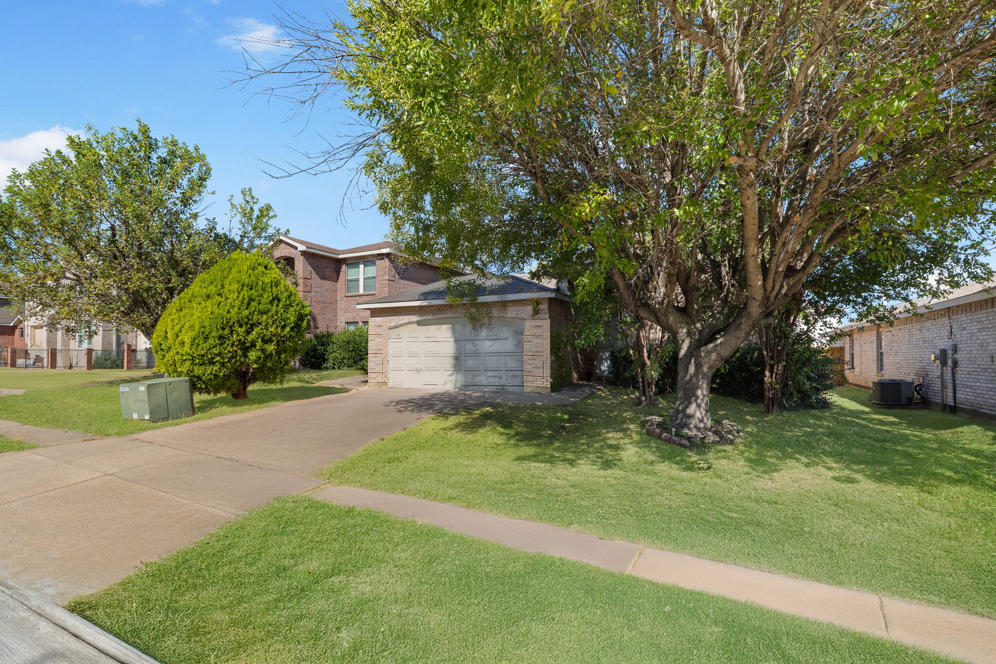 3936 Golden Horn Ln, Fort Worth, TX for sale Primary Photo- Image 1 of 4