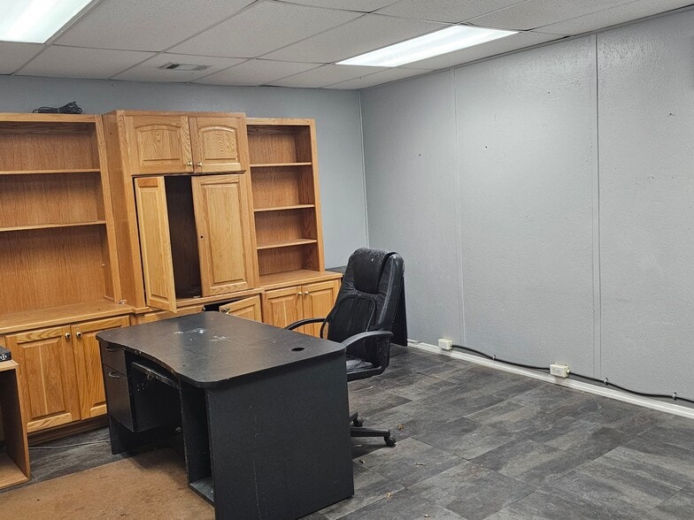 27 S Commerce St, Liberty, SC for sale - Building Photo - Image 3 of 4