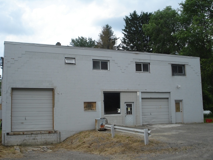 70 Kinney Rd, Endicott, NY for sale - Primary Photo - Image 1 of 1