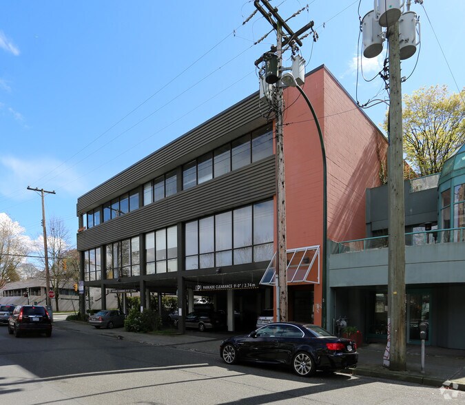 1412 W 7th Ave, Vancouver, BC à louer - Photo du bâtiment - Image 2 de 3