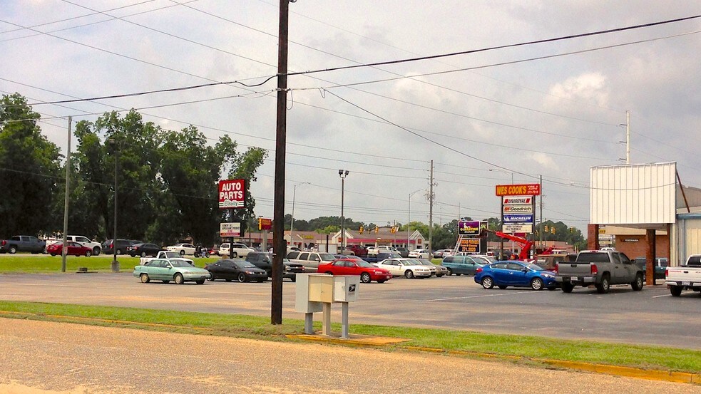 60 Ashburton Dr, Montgomery, AL à vendre - Photo du bâtiment - Image 2 de 6