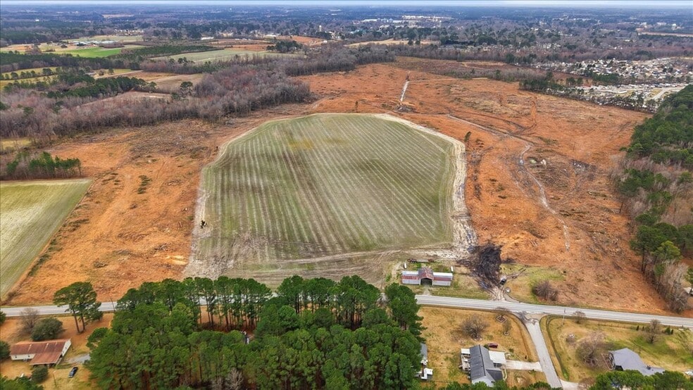 268 Old Beulah Rd, Selma, NC à vendre - Photo du bâtiment - Image 2 de 19