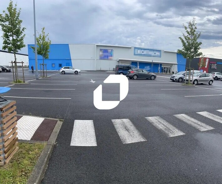 4 Rue André Chaillot, Reims for lease - Building Photo - Image 2 of 9