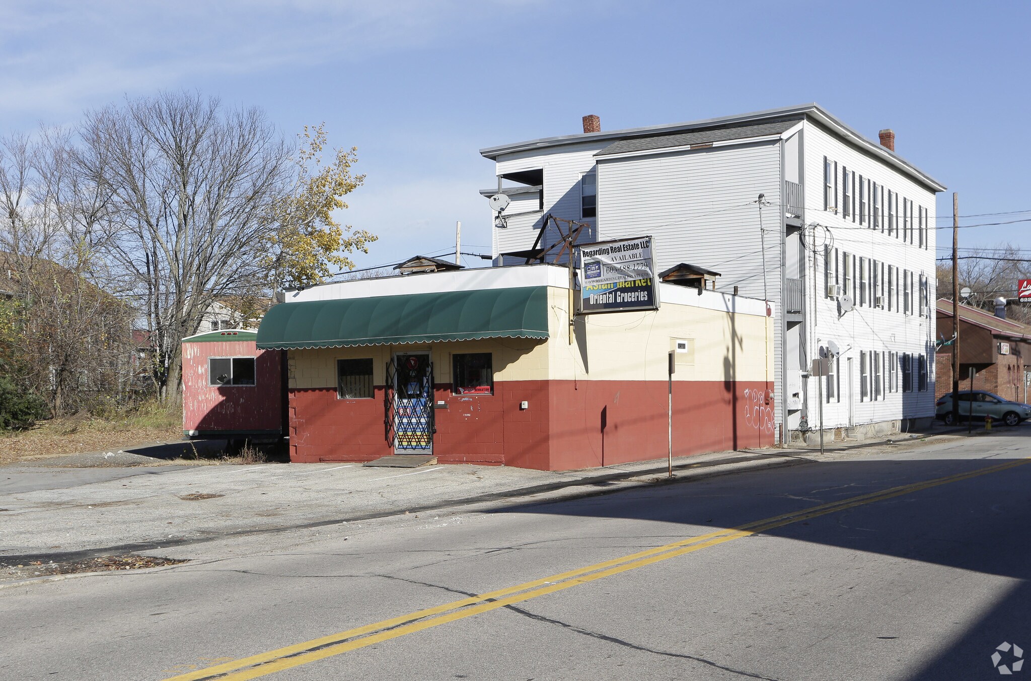 696 Valley St, Manchester, NH for sale Primary Photo- Image 1 of 1