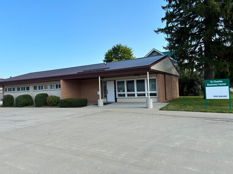 936 Church Ave, Saint Charles, MN à vendre - Photo du bâtiment - Image 1 de 21