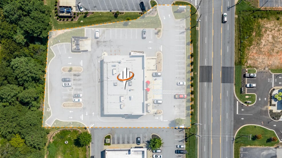1667 E Main St, Duncan, SC for lease - Building Photo - Image 3 of 7