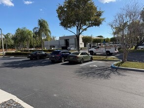 4808-4848 SW 72nd Ave, Miami, FL à louer Photo intérieure- Image 2 de 14