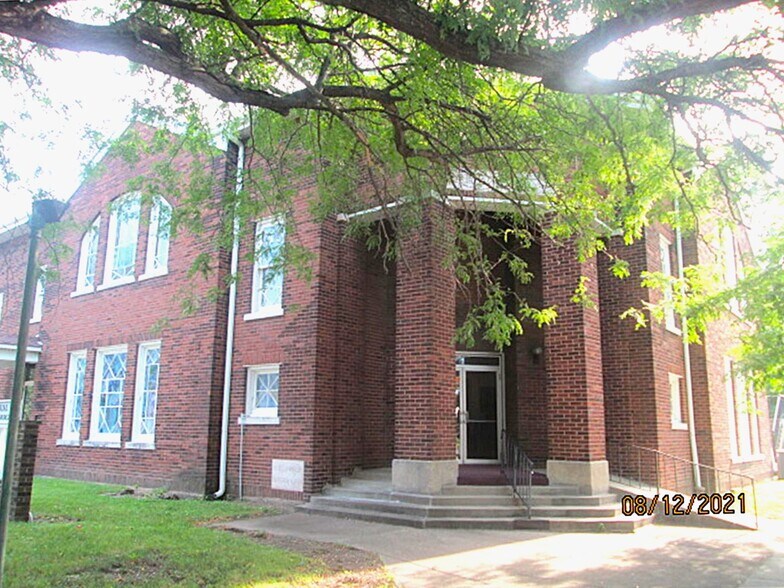 2228 S 7th St, Terre Haute, IN à vendre - Photo du bâtiment - Image 2 de 5