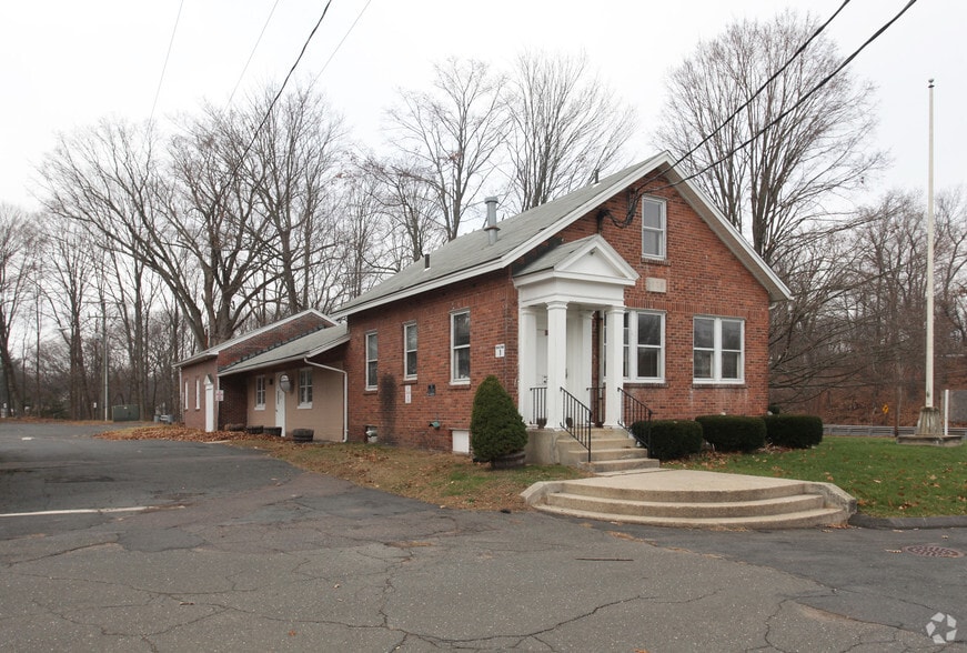 504 Hazard Ave, Enfield, CT for lease - Building Photo - Image 3 of 4