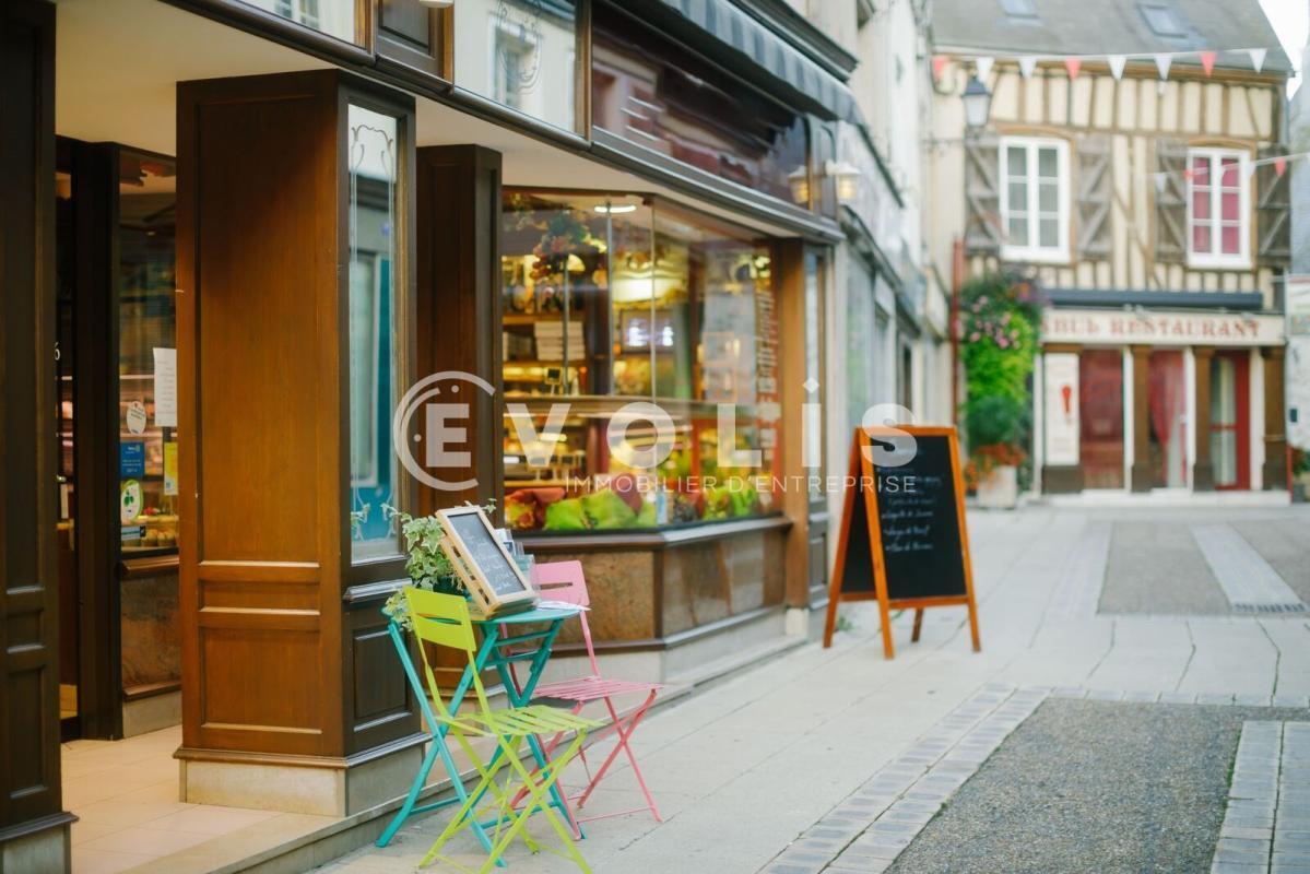 Retail in Le Bouscat for sale Building Photo- Image 1 of 5