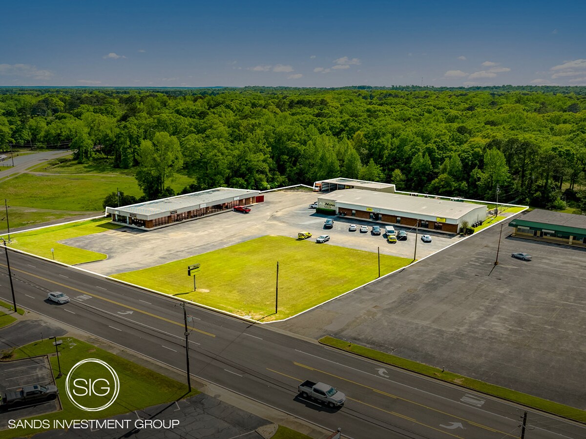 3451-3459 Main Street, Millbrook, AL à vendre Photo principale- Image 1 de 1