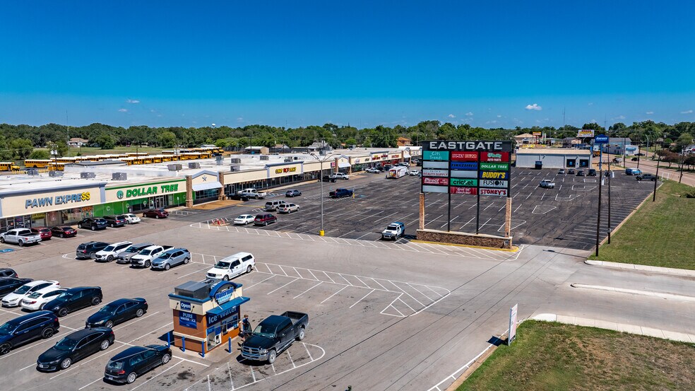 101-185 Eastgate Plz, Waco, TX à louer - Photo du bâtiment - Image 3 de 6