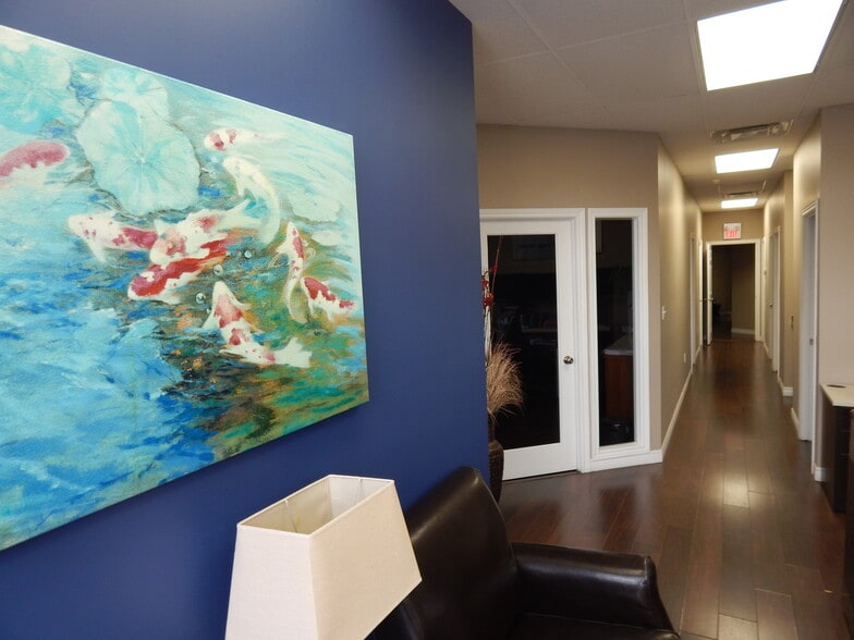 301 Fruitland Rd, Hamilton, ON à louer - Photo du bâtiment - Image 2 de 16