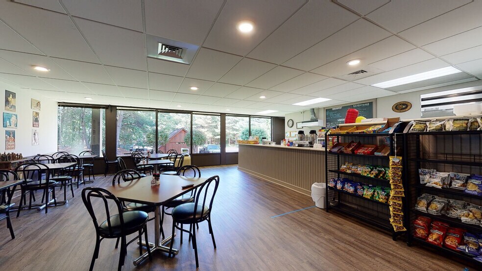 10-40 Tower Ln, Avon, CT à louer - Numérisation 3D de Matterport - Image 3 de 15