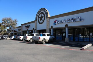 Plus de détails pour 215 W Bandera Rd, Boerne, TX - Commerce de détail à louer