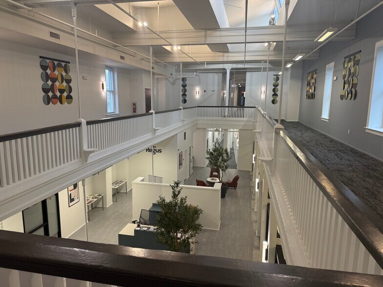 47-49 N Christian St, Lancaster, PA à louer - Hall d’entrée - Image 2 de 16