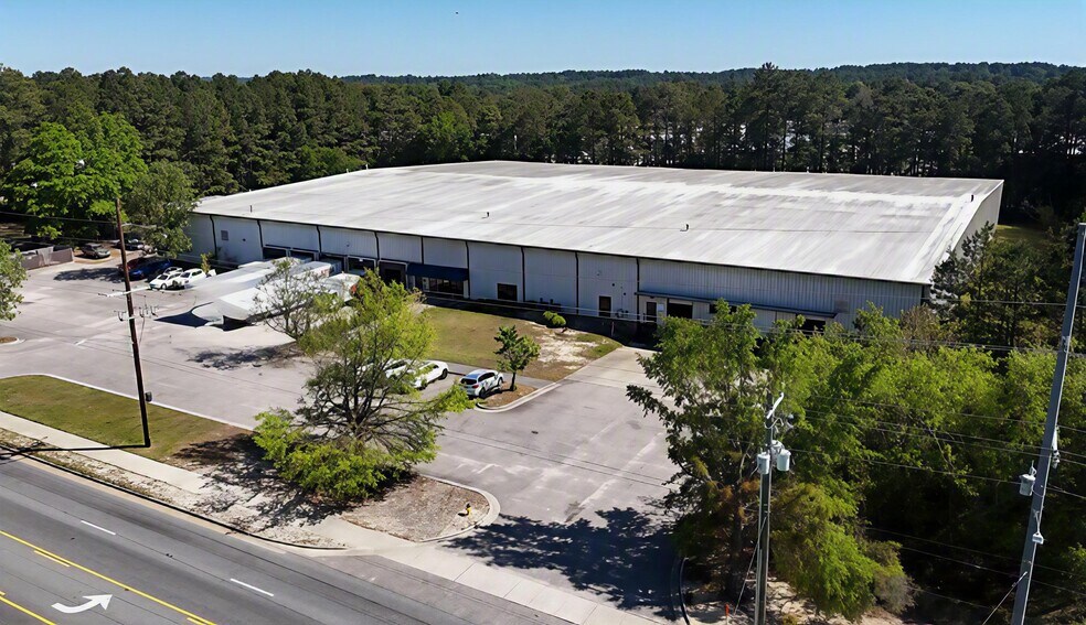 4208 Murchison Rd, Fayetteville, NC à vendre - Photo du bâtiment - Image 2 de 11