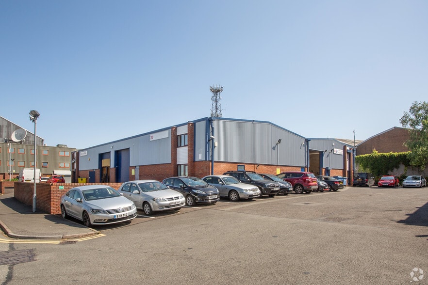 Charles St, West Bromwich for lease - Primary Photo - Image 1 of 3